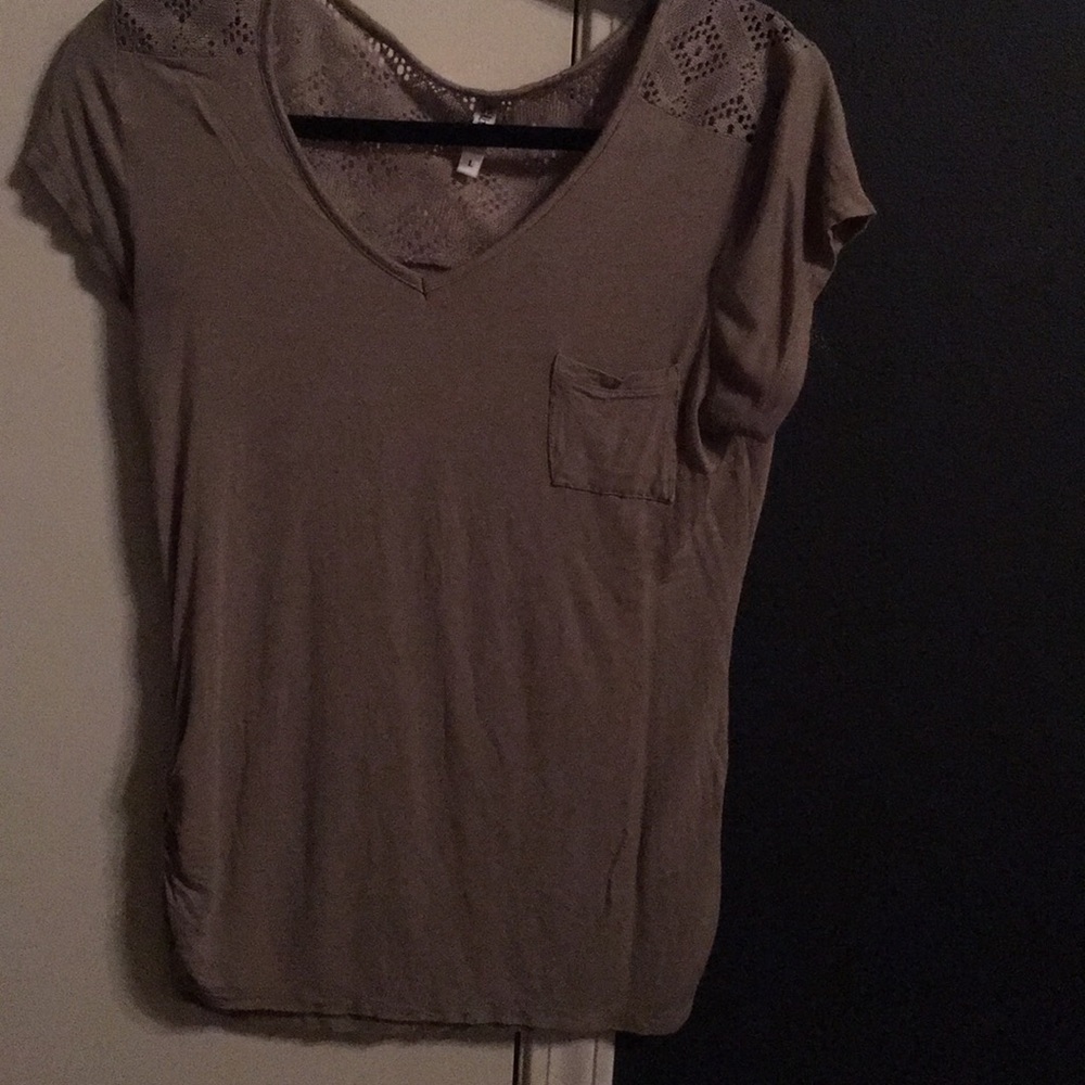 Laced back t-shirt